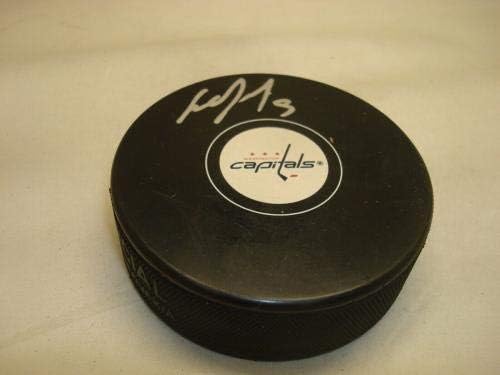 Дмитрий Орлов, подписано хокей шайба Вашингтон Кепитълс с автограф 1А - за Миене на НХЛ с автограф