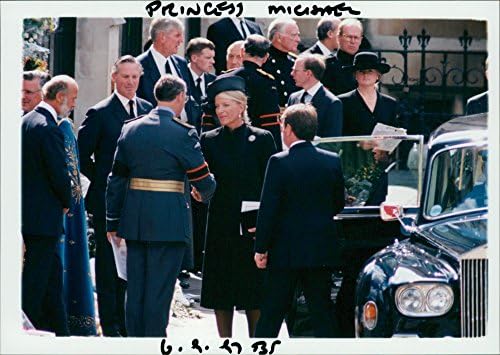Реколта снимка на принцеса Майкъл kent state и нейният съпруг, принц Майкъл, на погребението на принцеса Даяна.