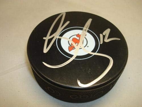 Бен Лавджой подписа хокей шайба в Ню Джърси Дэвилз с автограф 1А - за Миене на НХЛ с автограф