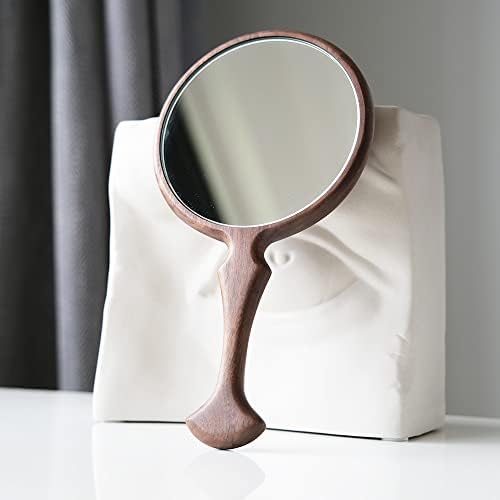 Дървено Ръчно Огледало Продукт с дръжка от Орехово дърво