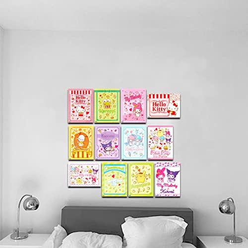 Набор от плакати на Hello Kitty - Комплект за декор на стаята Hello Kitty с 12 монтиран на стената художествени плакати на Hello Kitty, Плюс ключодържател Hello Kitty и много други | Плака?