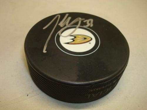Якоб Сильфверберг подписа хокей шайба Анахайм Дъкс с автограф 1А - Autograph NHL Pucks
